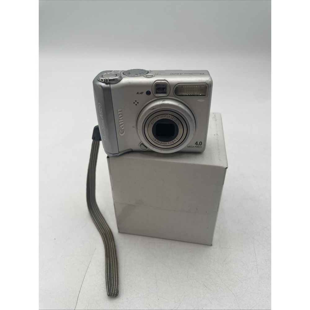 Canon PowerShot A520 4.0MP Digital Camera 4X Zoom+Battery+SD Card+Case-TESTED